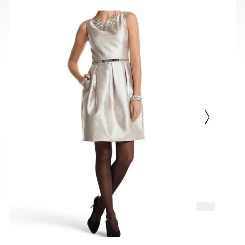 NWT  White House Black Market Sz 8 Gold Tulip Dress
